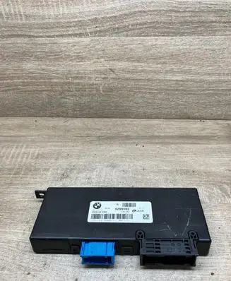 BMW 5 F10 F11 Gateway control module 9299592 190968900
