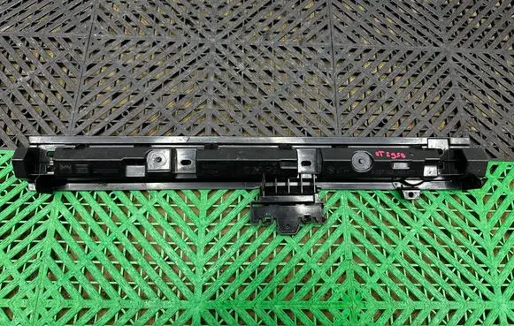 BMW 4 G22 G23 G24 G26 Sill supporting ledge 8737092 15857711 5177