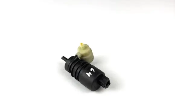 BMW 3 E46 Windscreen/windshield washer pump pa6gbgf30