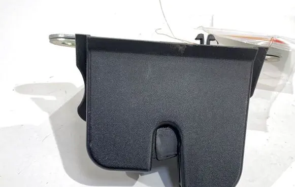 Volkswagen ID.3 Tailgate exterior lock 