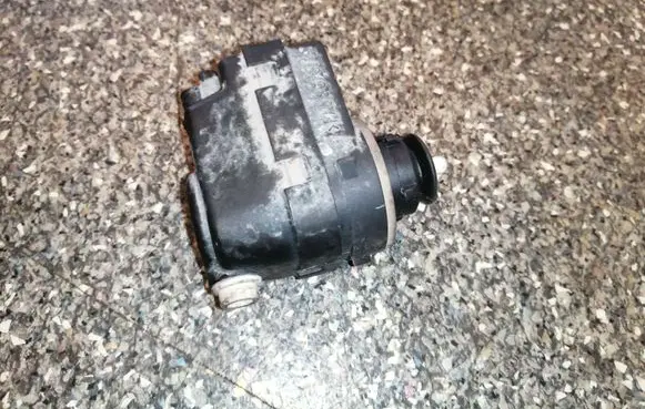 Headlight level adjustment motor