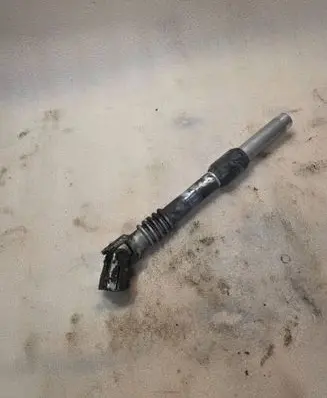 BMW 7 E38 Steering column universal joint 