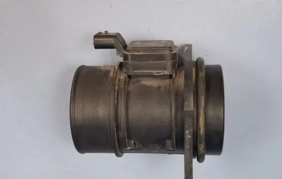 Renault Kangoo II Mass air flow meter 5WK97020 8200651315 8200651315B
