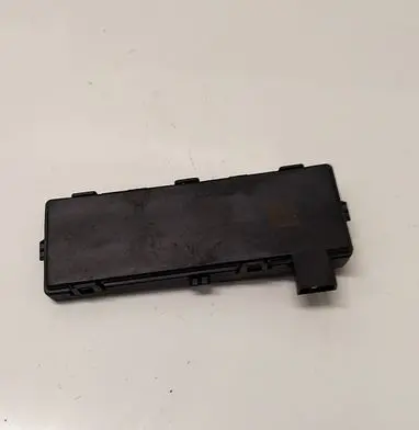 Opel Insignia A Antenna control unit 13597911