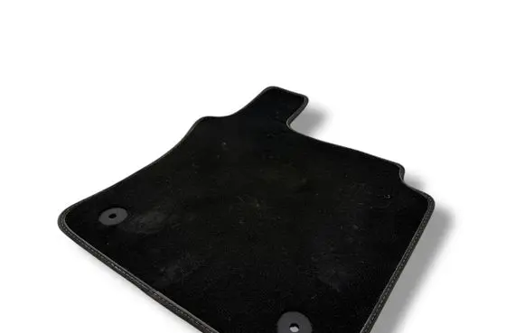 Volkswagen Tiguan Front floor mat 5NC863011C