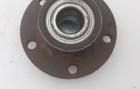 Volkswagen PASSAT B6 Rear wheel hub XTGB41161 SNRXTGB41161