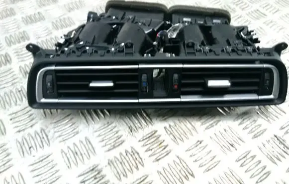 BMW 7 F01 F02 F03 F04 Dash center air vent grill 9115860