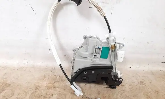 Porsche Macan (95B) Rear door lock 8K0839015G