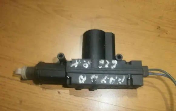 Mazda 626 Central locking motor 