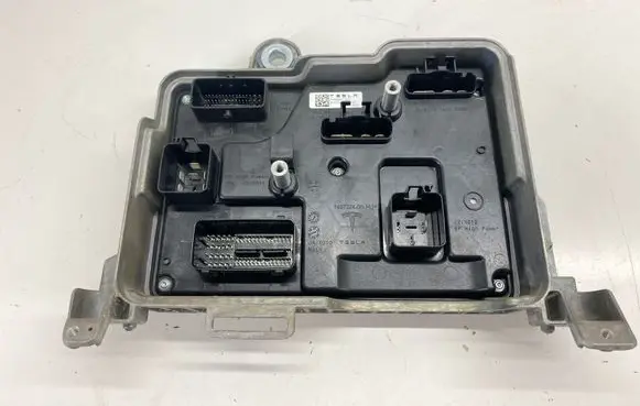 Tesla Model 3 Central body control module 158399110D