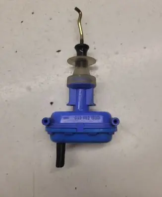 Audi 80 90 B3 Central locking vacuum pump 893862153D
