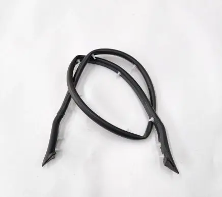 Ford Mustang VI Engine compartment rubber FR3Z16A238B FR3B16C824AC 5316156