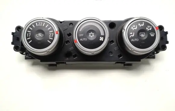 Mitsubishi Lancer VIII Climate control unit 7820A115XB