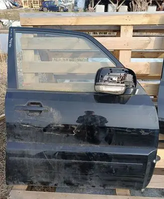 Mitsubishi Pajero Front door NOCODE