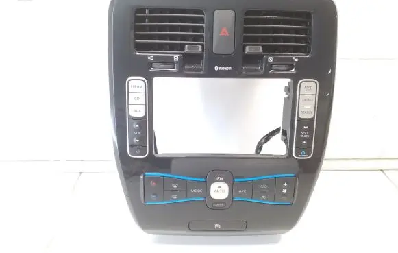 Nissan Leaf I (ZE0) Climate control unit 275003ND0B