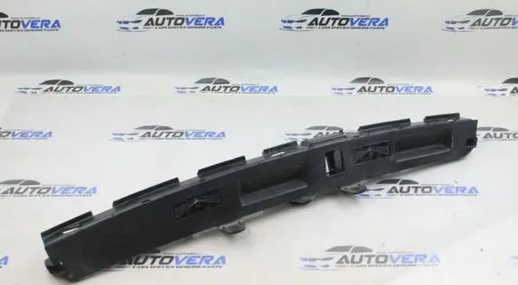 Trunk door license plate light bar