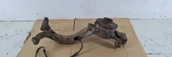 Audi A4 S4 B5 8D Front wheel hub spindle knuckle
