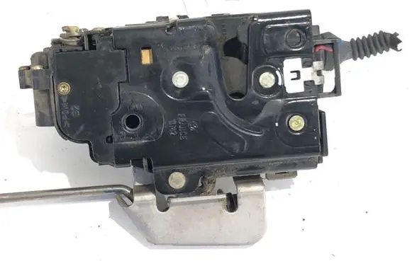 Audi A4 S4 B6 8E 8H Front door lock 4B1837015G