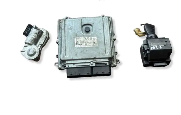 Mercedes-Benz C W203 Engine ECU kit and lock set A6421508379 1039S09573 6233103801016203