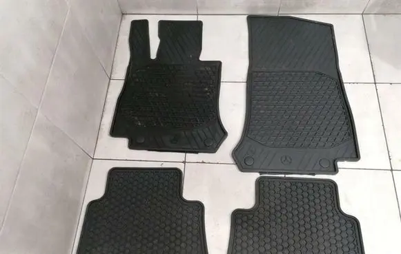 Mercedes-Benz CLS C218 X218 Car floor mat set A2536804501