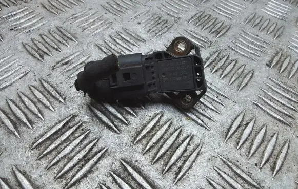 Volkswagen Transporter - Caravelle T5 Air pressure sensor 0281002977 03G906051E