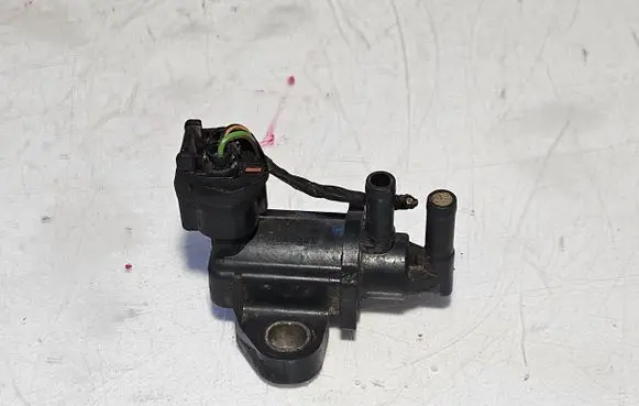 Ford Fiesta Turbo solenoid valve 4S619C915AB