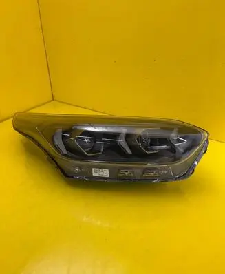KIA Ceed Headlight/headlamp 92102J7500