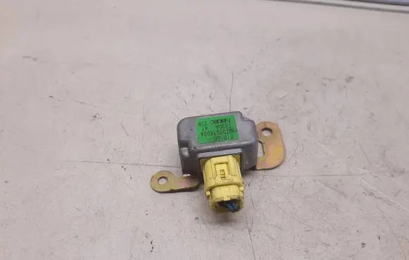 Mazda Premacy Airbag deployment crash/impact sensor C10057KD0A 1H20A 818LH