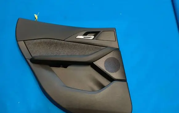 BMW 2 Active Tourer U06 Coupe rear side trim panel 