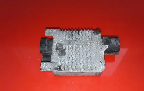 Ford Mondeo MK IV Coolant fan relay 940002906 500015642613
