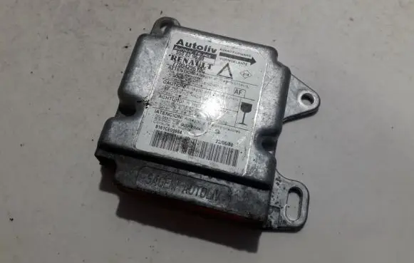 Renault Laguna I Airbag control unit/module 7700429613c 550629600