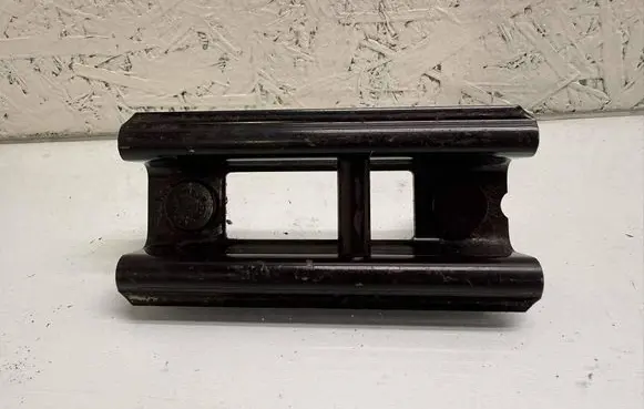 Volkswagen Transporter - Caravelle T6 Rear seat guide rail 7H0883873F