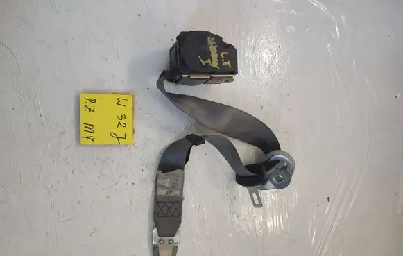 Volkswagen Sharan Rear seatbelt 7M3857815