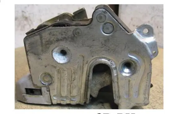 Mercedes-Benz E W124 Rear door lock