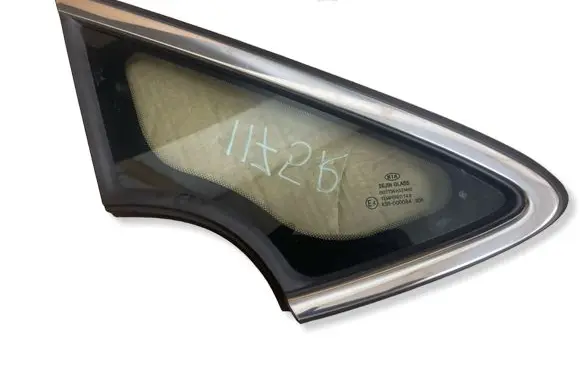 KIA Ceed Front triangle window/glass 43R000084
