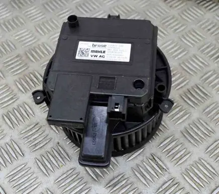 Audi e-tron Heater fan/blower C26871109 0004595313