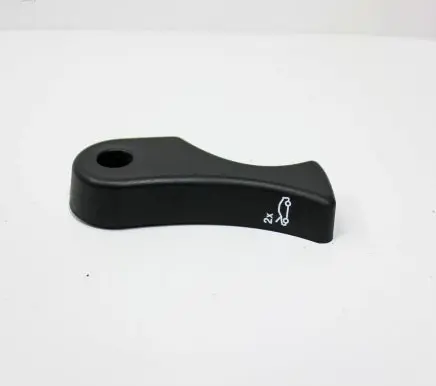 Engine bonnet (hood) release handle