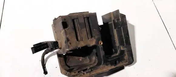 Volkswagen Golf V Fuse box cover 1k0907361b