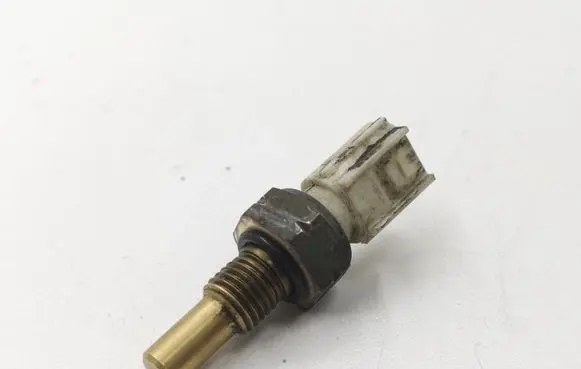 Coolant temperature sensor