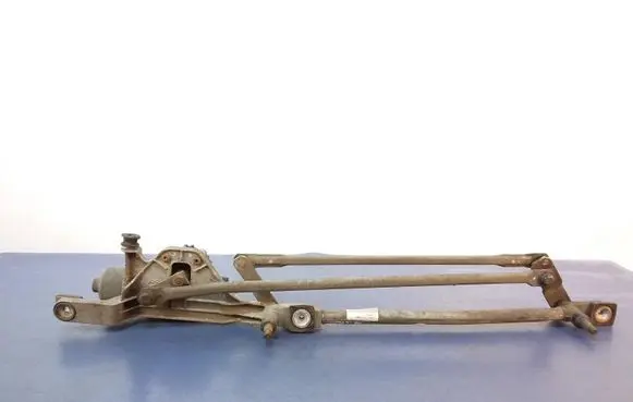 Ford Focus Front wiper linkage and motor 0390241731