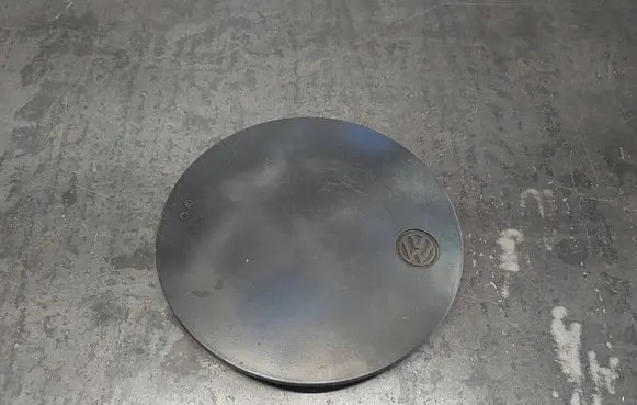 Volkswagen Transporter - Caravelle T4 Original wheel cap 701601149
