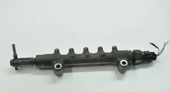 Subaru Outback Fuel main line pipe