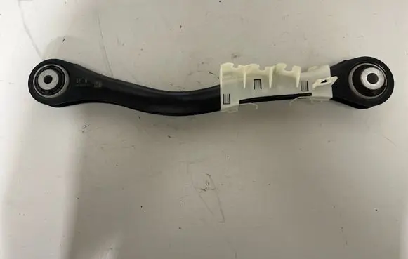 Rear upper control arm/wishbone