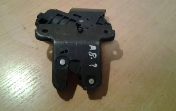 Audi A8 S8 D3 4E Tailgate/trunk/boot lock/catch/latch 4E0827505C