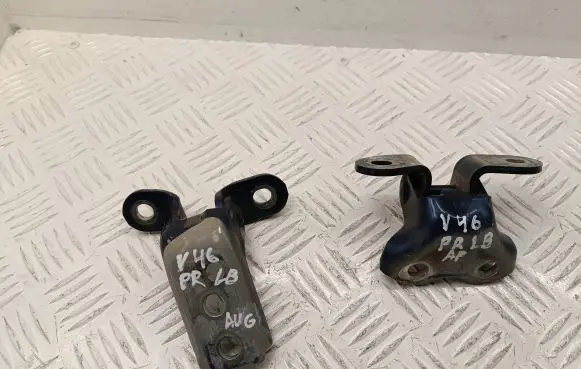 Front door hinge set