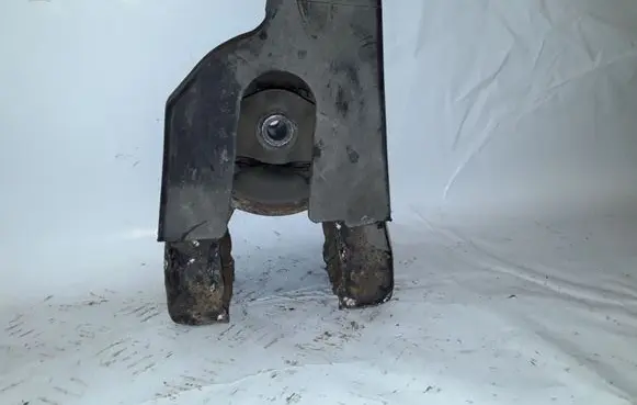 Hyundai Sonata Engine mount bracket 218343K000 218343K00015