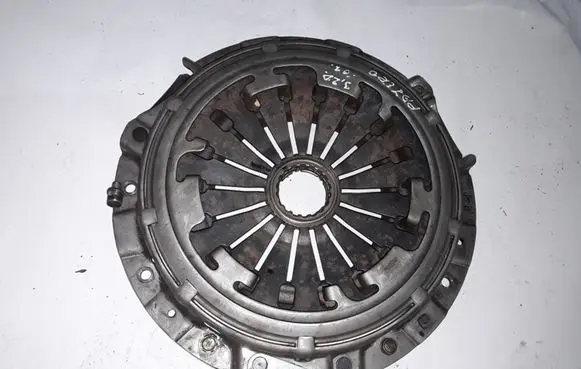 Mitsubishi Pajero Pressure plate MBC614