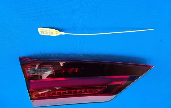 BMW 1 F40 Tailgate rear/tail lights 7450651