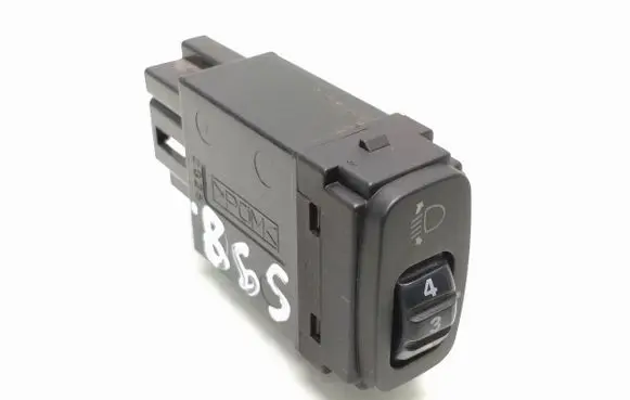 Mitsubishi Pajero Headlight level height control switch 2g25