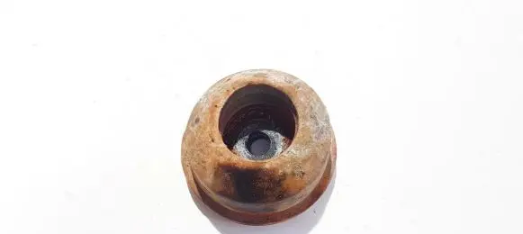 Volkswagen PASSAT B5.5 Coil spring mount 